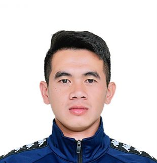 https://img.jrs123.org.cn/img/football/player/edbb96571713fe280a99a988886cfb77.jpg